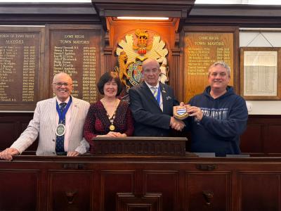 Photo of the mayor, mayoress, and both chairman of the twinning association