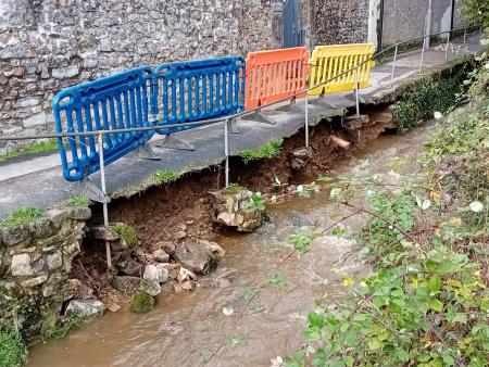 River walk to remain closed following collapse